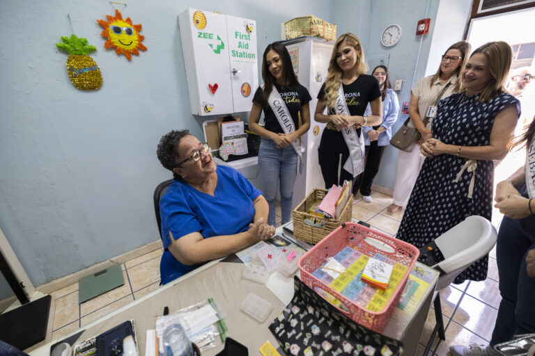 El programa incluye talleres de repostería, cocina, arte, belleza, costura y otras disciplinas que brindan herramientas prácticas y emocionales para que estas mujeres puedan retomar el control de sus vidas, desarrollar nuevas habilidades y avanzar hacia una integración plena en la sociedad. (Foto: Josian Bruno / Wapa Digital
